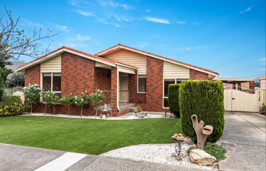 21 Blossom Park Dr, Mill Park, VIC 3082