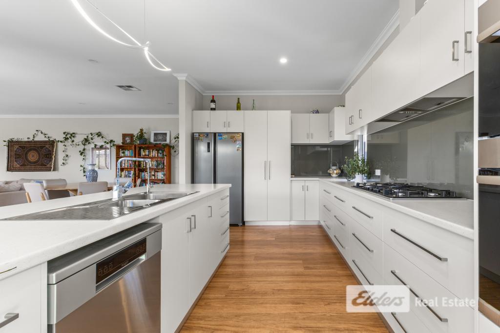 27 Gutmann Pkwy, Dalyellup, WA 6230