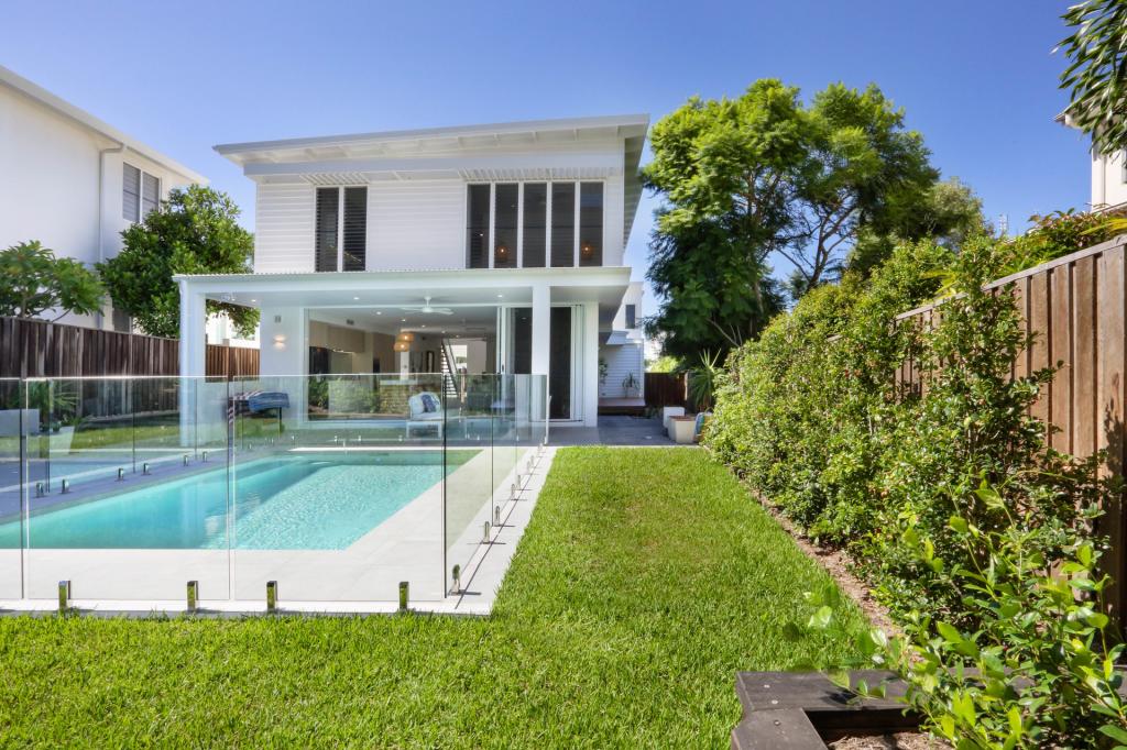 2/7 CAMFIELD ST, ALEXANDRA HEADLAND, QLD 4572