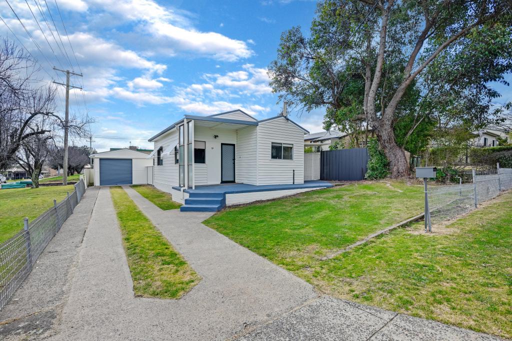 19 Moresby St, Orange, NSW 2800