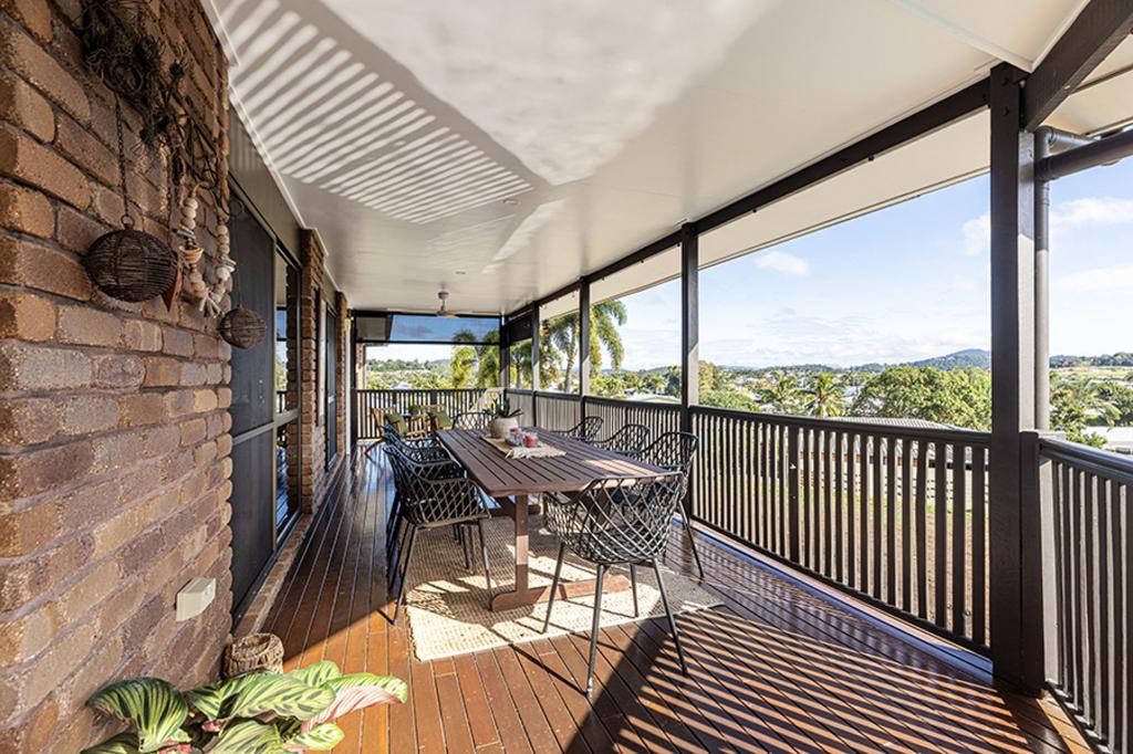17 Grevillea Dr, Glenella, QLD 4740