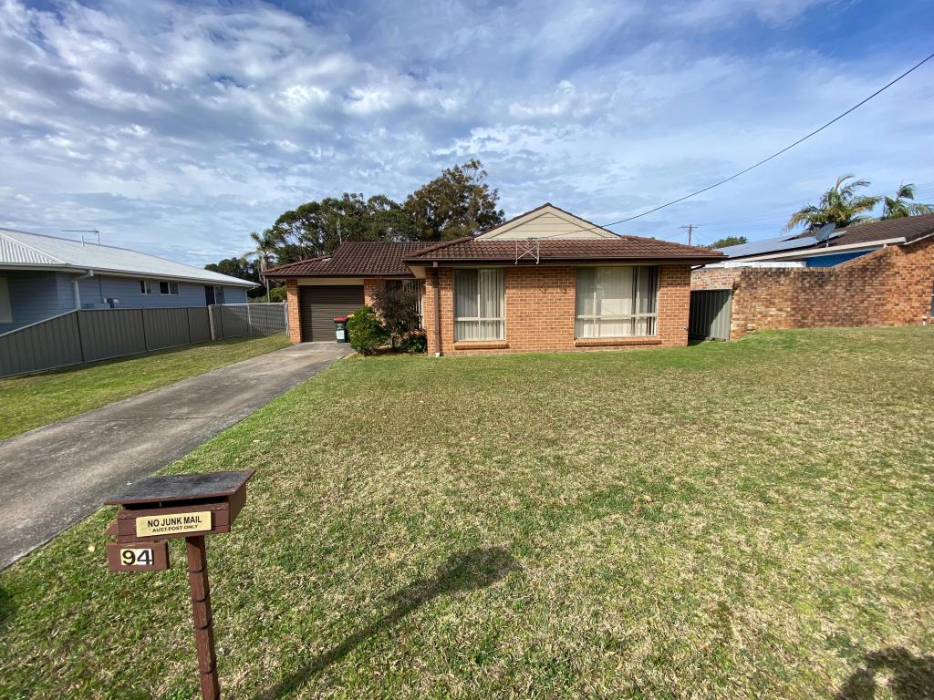 94 Prince Edward Ave, Culburra Beach, NSW 2540
