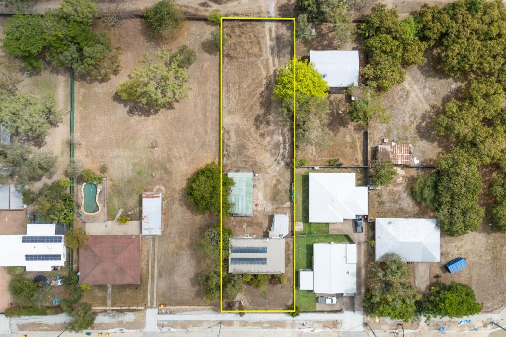 1289 Riverway Dr, Kelso, QLD 4815