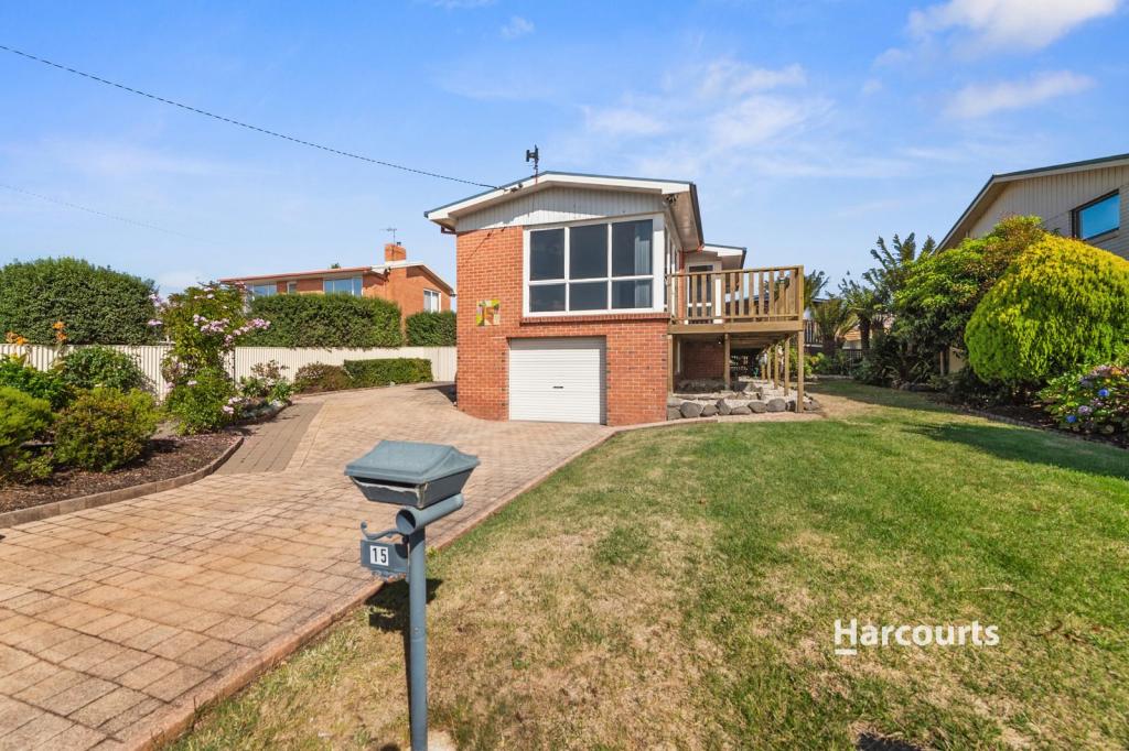 15 Manning Cres, Devonport, TAS 7310