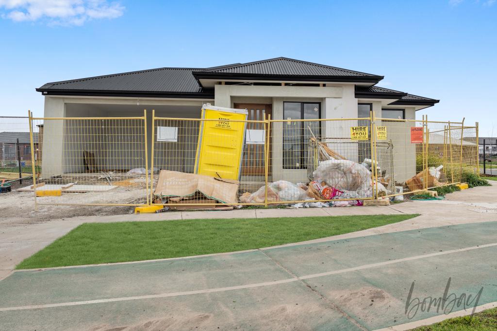 34 Swiss Bvd, Donnybrook, VIC 3064