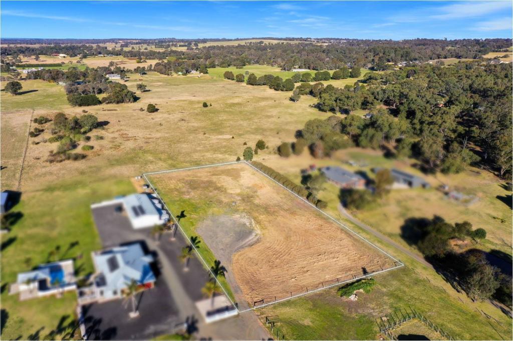 9b Boggy Creek Rd, Longford, VIC 3851