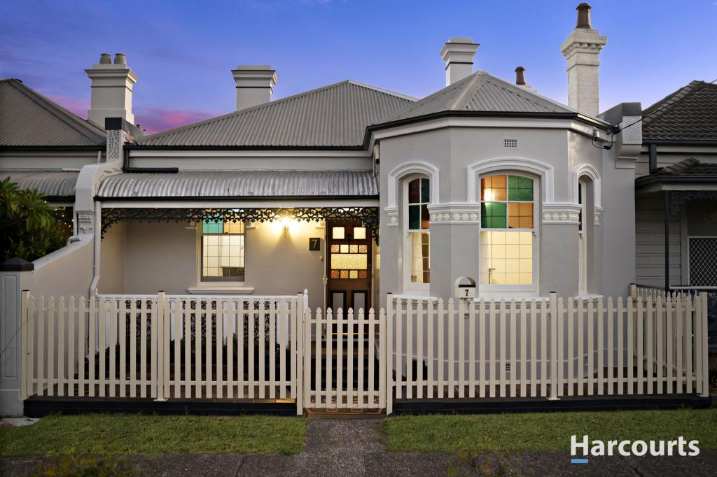 7 James St, Hamilton, NSW 2303