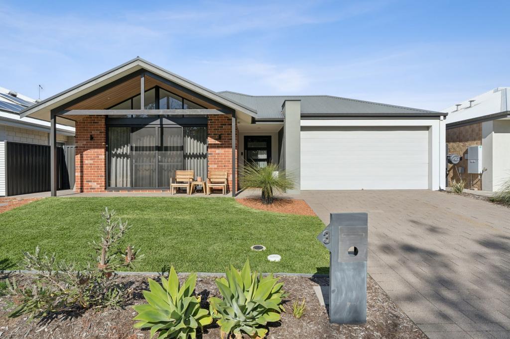 3 Learmonth Rd, Bushmead, WA 6055