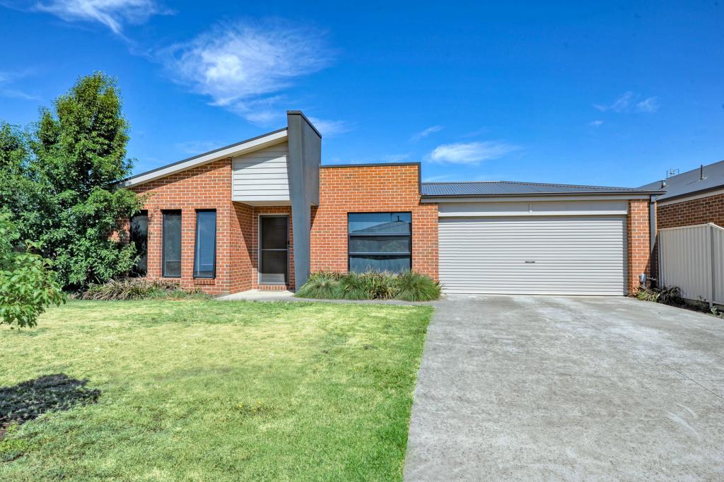 22 Stella Dr, Delacombe, VIC 3356