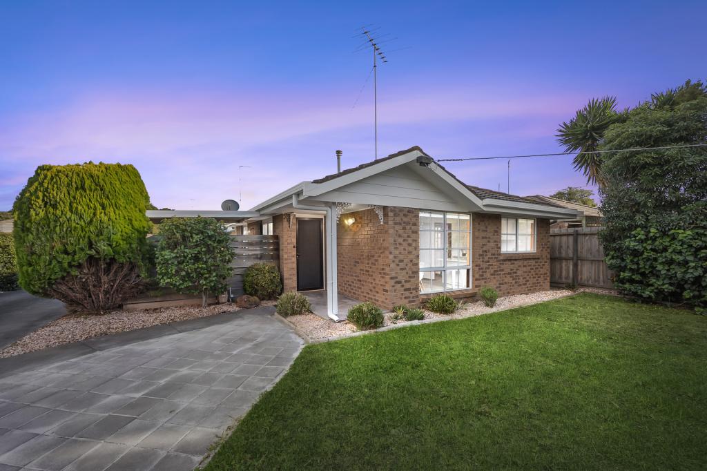 1/22 Hickey St, Whittington, VIC 3219