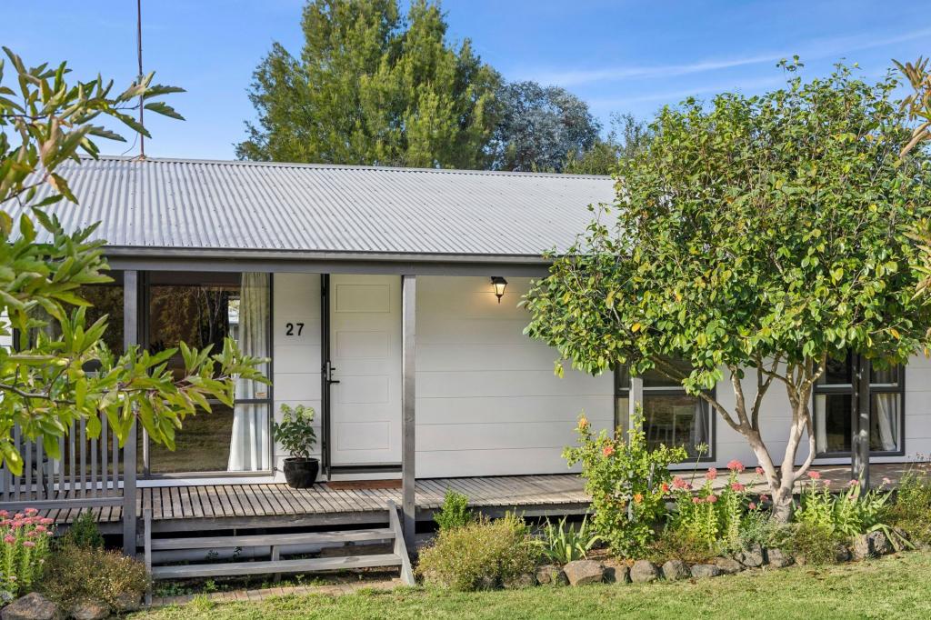 27 Davy St, Taradale, VIC 3447