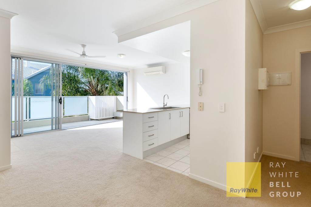 8/30 Lather St, Southport, QLD 4215