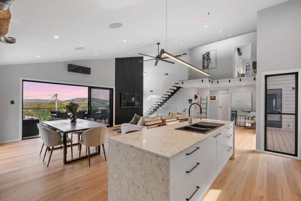37 Treeview Pl, Saratoga, NSW 2251