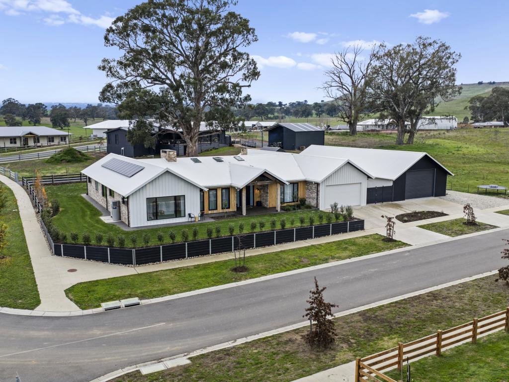 1 Scenic Dr, Mansfield, VIC 3722