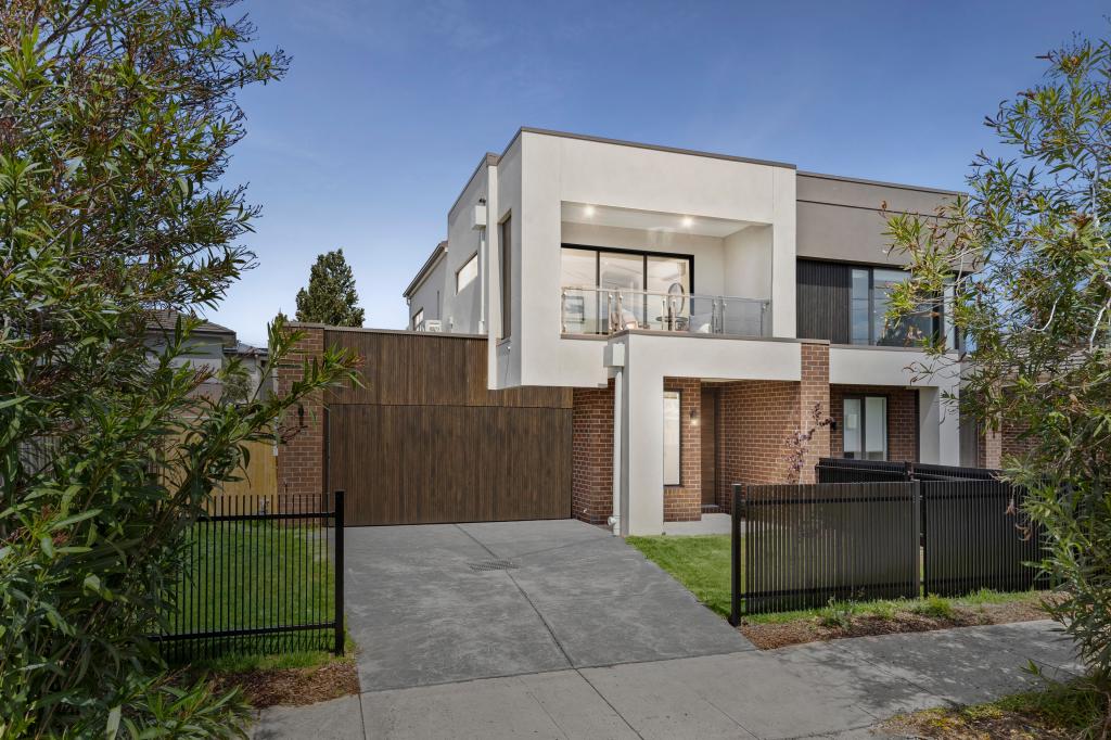 49 & 49a Clarks Rd, Keilor East, VIC 3033