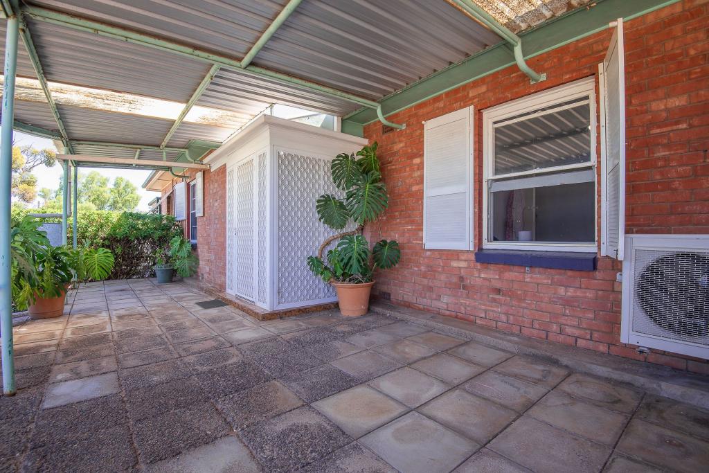 1 Kinnane St, Whyalla Norrie, SA 5608