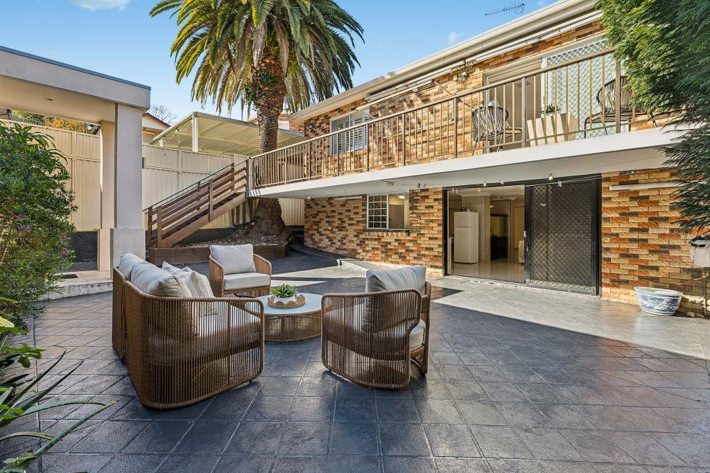 27 Farnham Ave, Roselands, NSW 2196