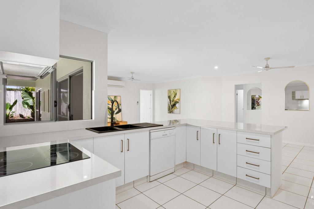 6 KURT CL, PALM COVE, QLD 4879