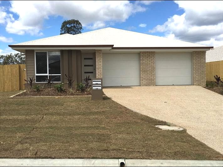 2/19 Brushbox St, Ripley, QLD 4306