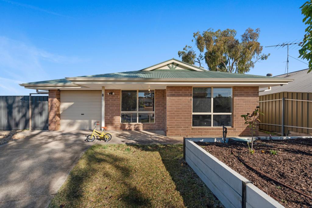 8 John Murray Dr, Williamstown, SA 5351