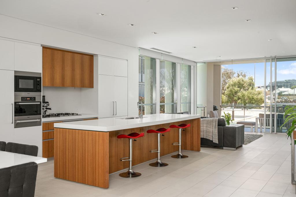 36/11 Leighton Beach Bvd, North Fremantle, WA 6159