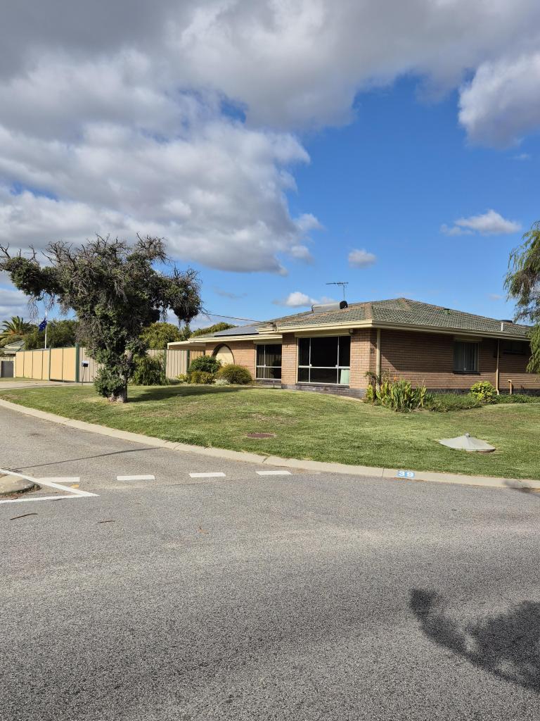 39 Fendam St, Warnbro, WA 6169