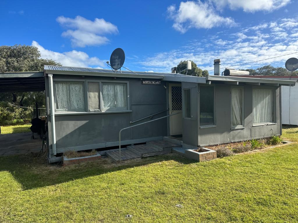 6 SECOND AVE, PEACEFUL BAY, WA 6333