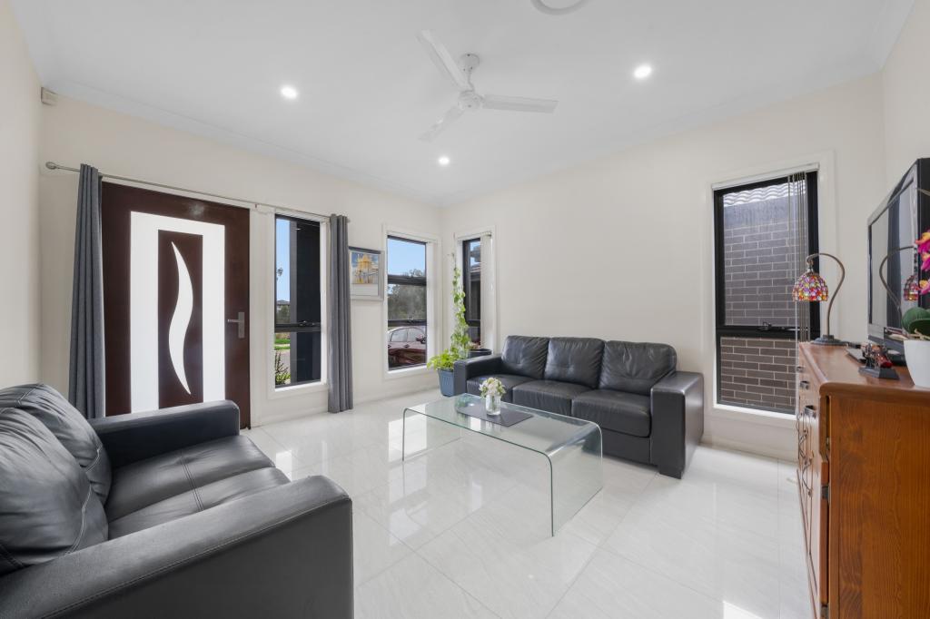 10 Major Tomkins Pde, Werrington, NSW 2747