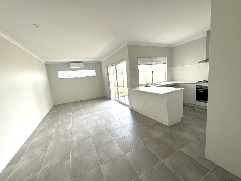 26d Grey St, Cannington, WA 6107
