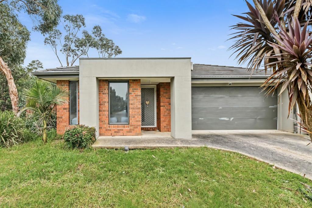 52 Devine Dr, Pakenham, VIC 3810