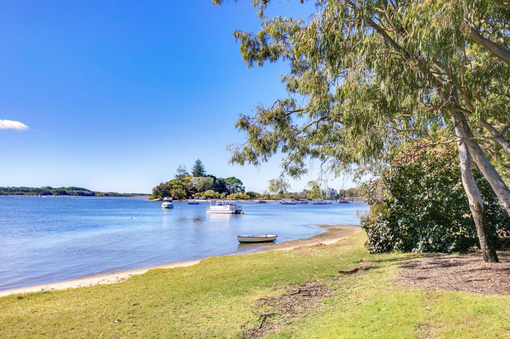 18 Wrigley St, Maroochydore, QLD 4558
