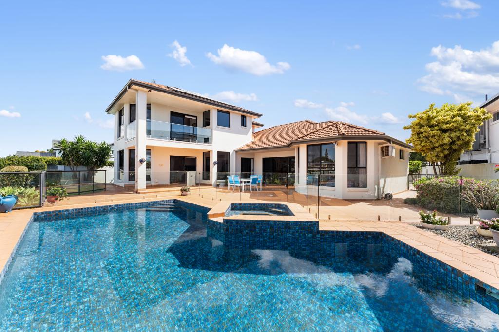 9 Volante Cres, Mermaid Waters, QLD 4218
