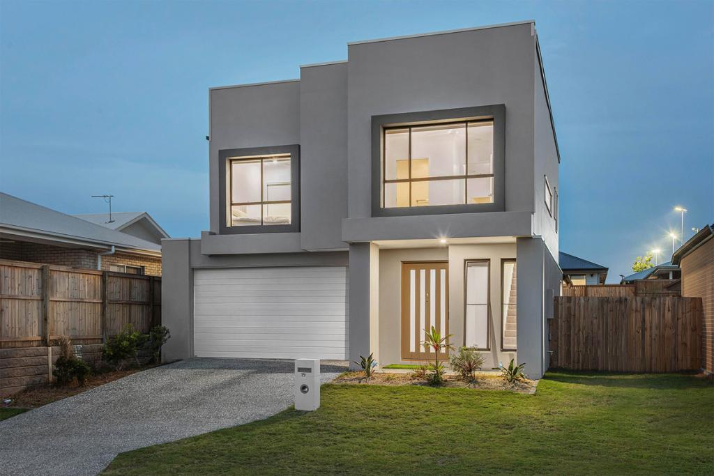 19 Airfield St, Park Ridge, QLD 4125