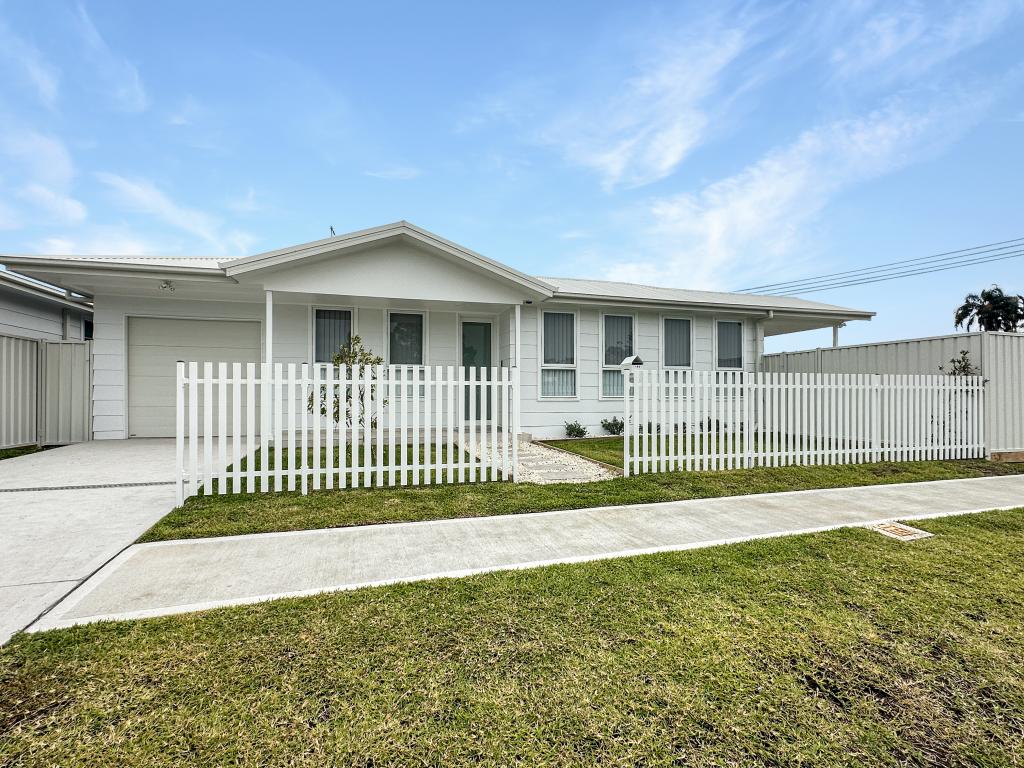 1/44 President Wilson Walk, Tanilba Bay, NSW 2319