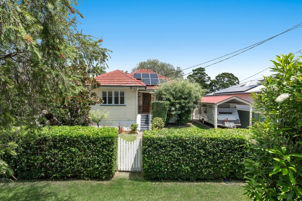 38 Strawberry Rd, Manly West, QLD 4179