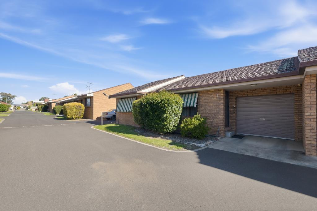 9/8 Thibault St, South Tamworth, NSW 2340