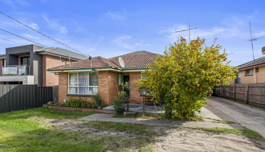 4 Deany St, Springvale, VIC 3171