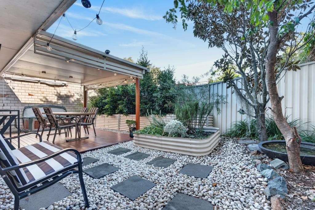 2/20 Louise St, Southport, QLD 4215