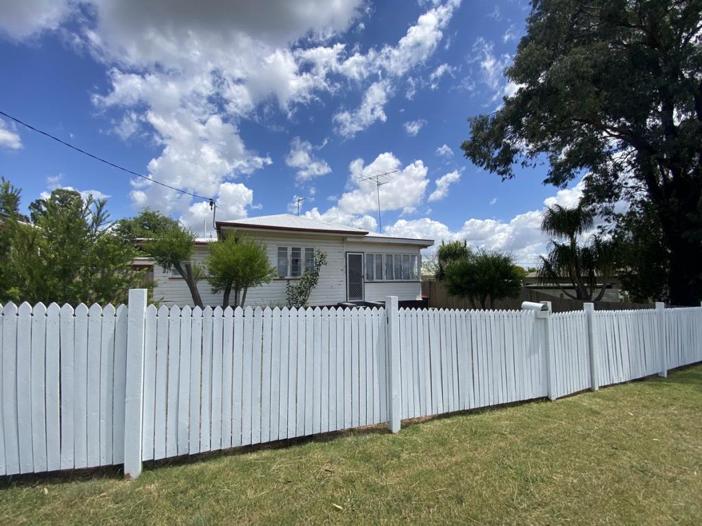 1 Clarke St, Warwick, QLD 4370