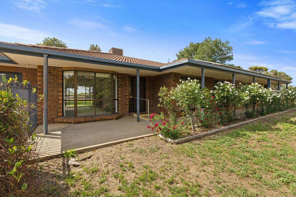 880 UNION RD, INVERGORDON, VIC 3636