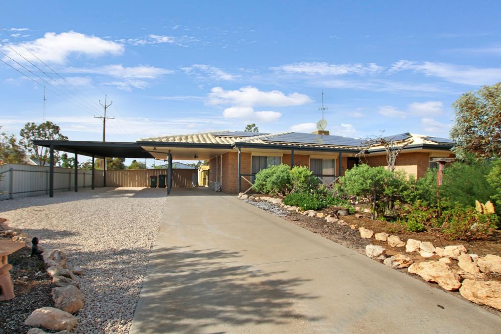 4 Seventh St, Morgan, SA 5320