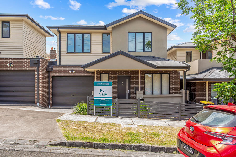 1B PERRETT ST, BRUNSWICK WEST, VIC 3055