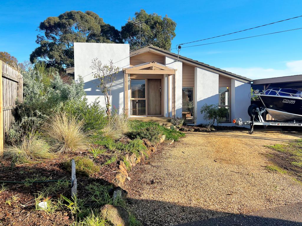 18 Bieske Rd, Grovedale, VIC 3216