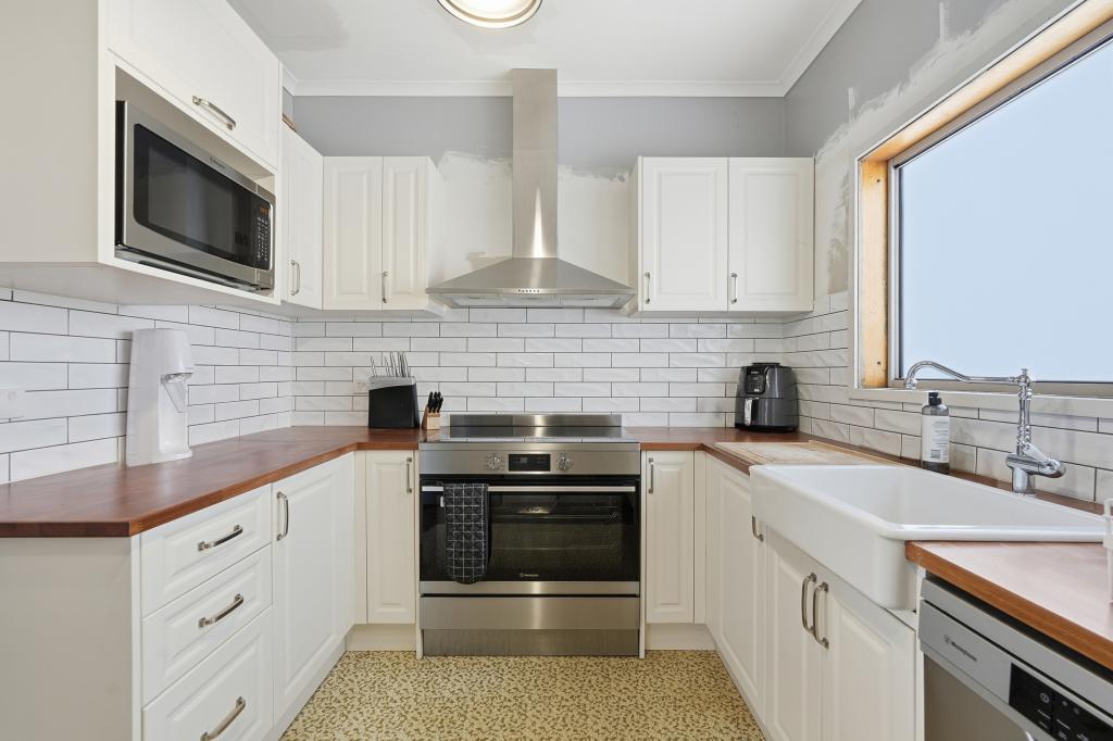 5 Elmsleigh Rd, Derwent Park, TAS 7009