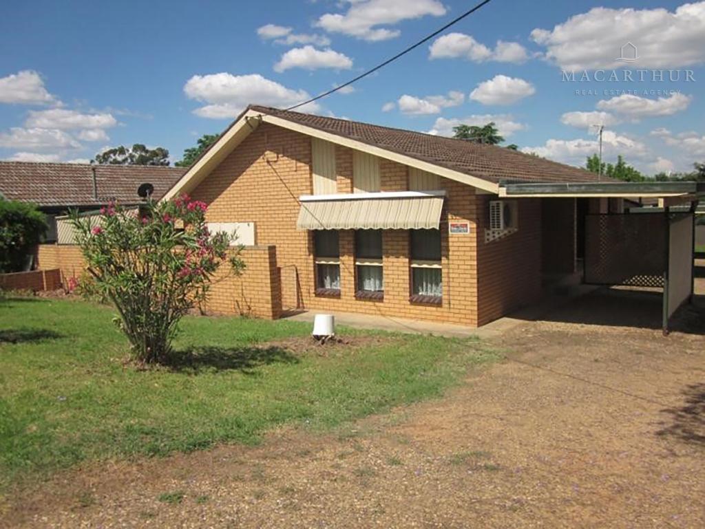 2/35 WILLOW ST, KOORINGAL, NSW 2650