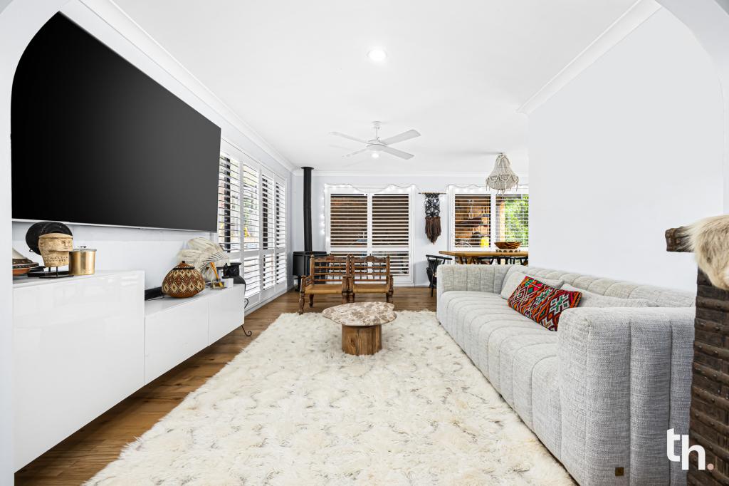 4 Tanunda Cl, Eleebana, NSW 2282