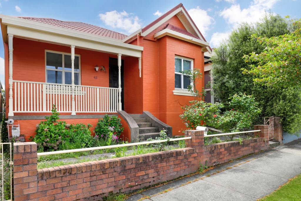 43 Railway Pde, Lithgow, NSW 2790