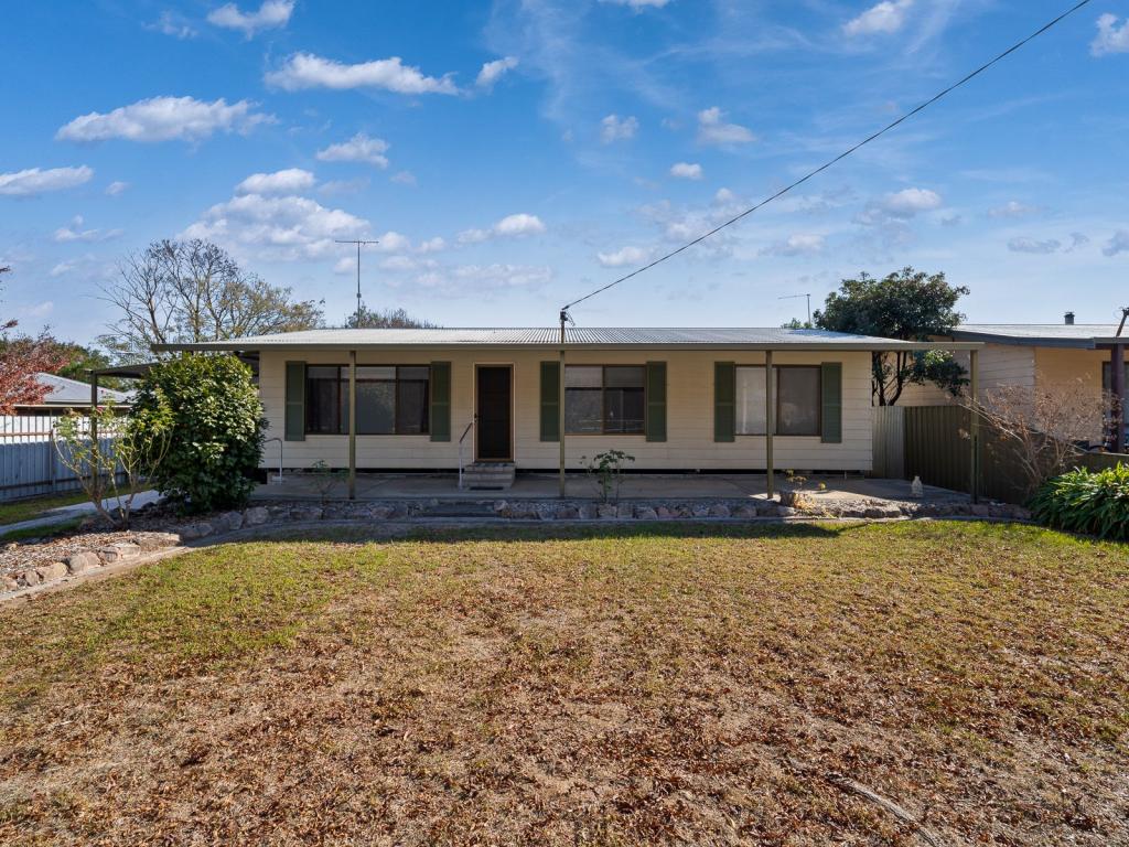 5 Vine St, Holbrook, NSW 2644