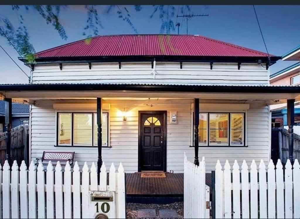 10 Pullar St, Maidstone, VIC 3012