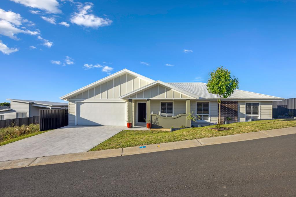 9 GRIMSTON CCT, GOULBURN, NSW 2580